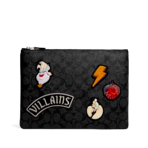 NWT Disney X Coach Large Pouch In Signature Canvas With Patches - Picture 2 of 6